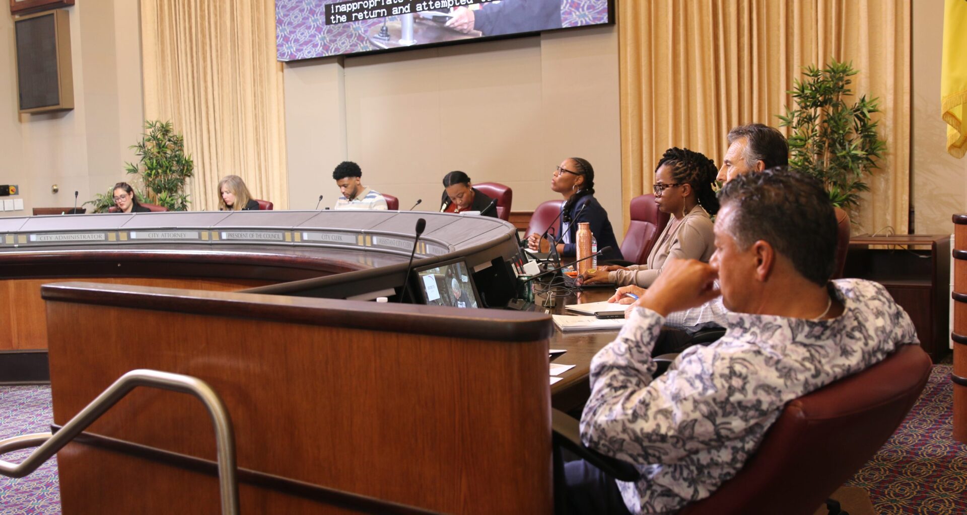 Police union’s new contract approved by Oakland City Council
