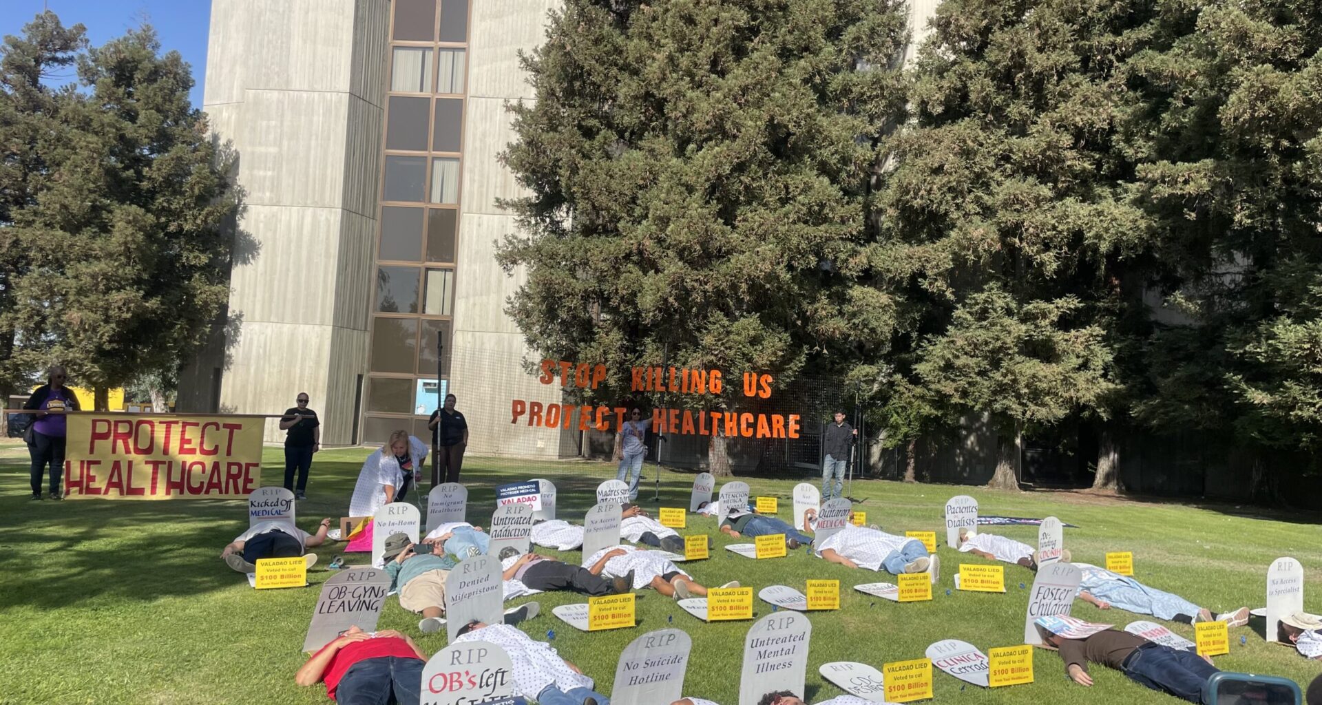 South Kern Sol | Kern Medical “Die-In” Highlights Fears Over Healthcare Access and Hospital Cuts 