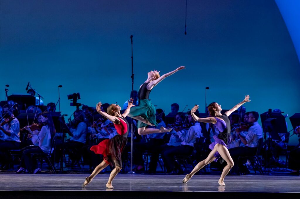 LA Ballet with the LA Phil - L-R: Taylor Hugens, Lilly Fife, Paige Wilkey in Melissa Barak's "Kauyumari" - Photo by Cheryl Mann.