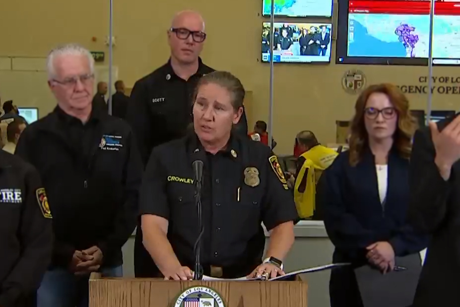 City of LA Lawyers Ask to Dismiss Former Fire Chief's First Lawsuit