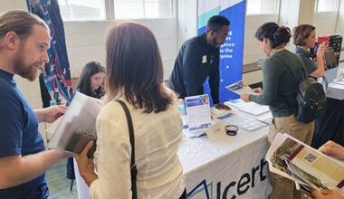 Hundreds of Jobs Coming to Career Fair