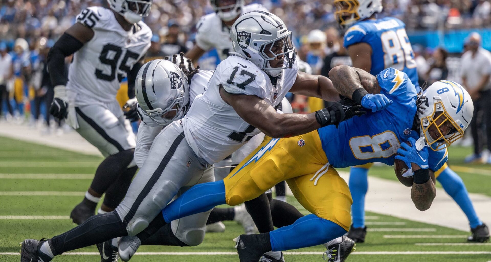 Tom Krasovic: Chargers’ learning curve steep as club falls to 0-2