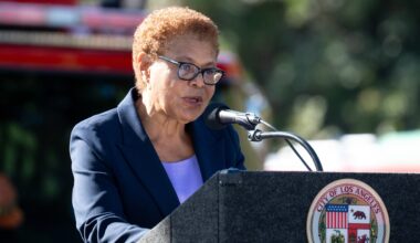 Mayor Karen Bass declines Capitol Hill summons in probe of LA homeless spending – Daily News