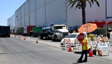 2 bills aimed at supporting Boyle Heights residents impacted by food warehouse fire, stench – Whittier Daily News