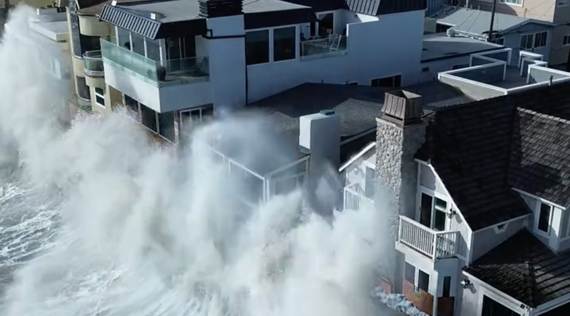 Long Beach Homes Evacuated as High Surf Threatens Coast