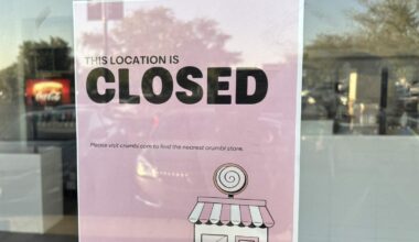Locally owned Crumbl in Hanford shutters after five years