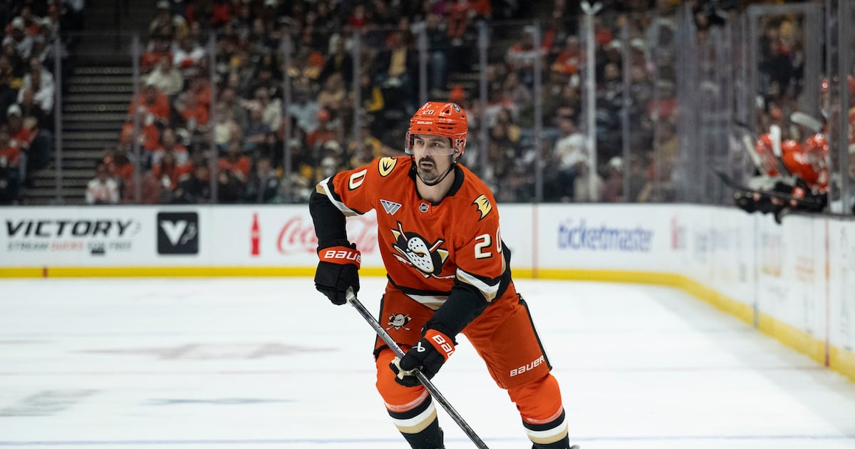 Anaheim Ducks place Chris Kreider on waivers for contract termination