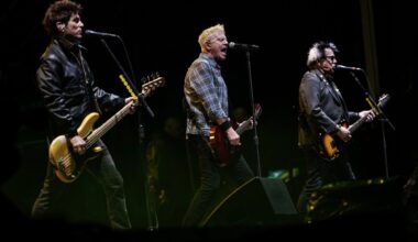 The Offspring to lead benefit concert for T.S.O.L. founding bassist Mike Roche – Orange County Register