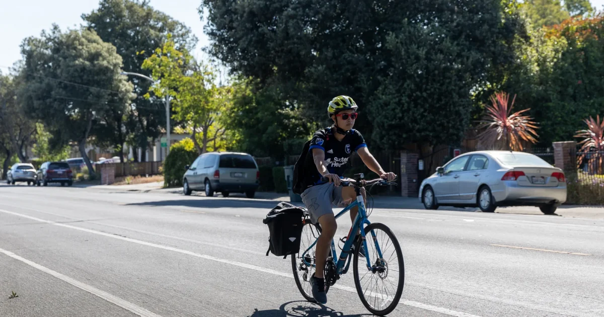 Palo Alto bike improvements coming to East Meadow, Fabian Way