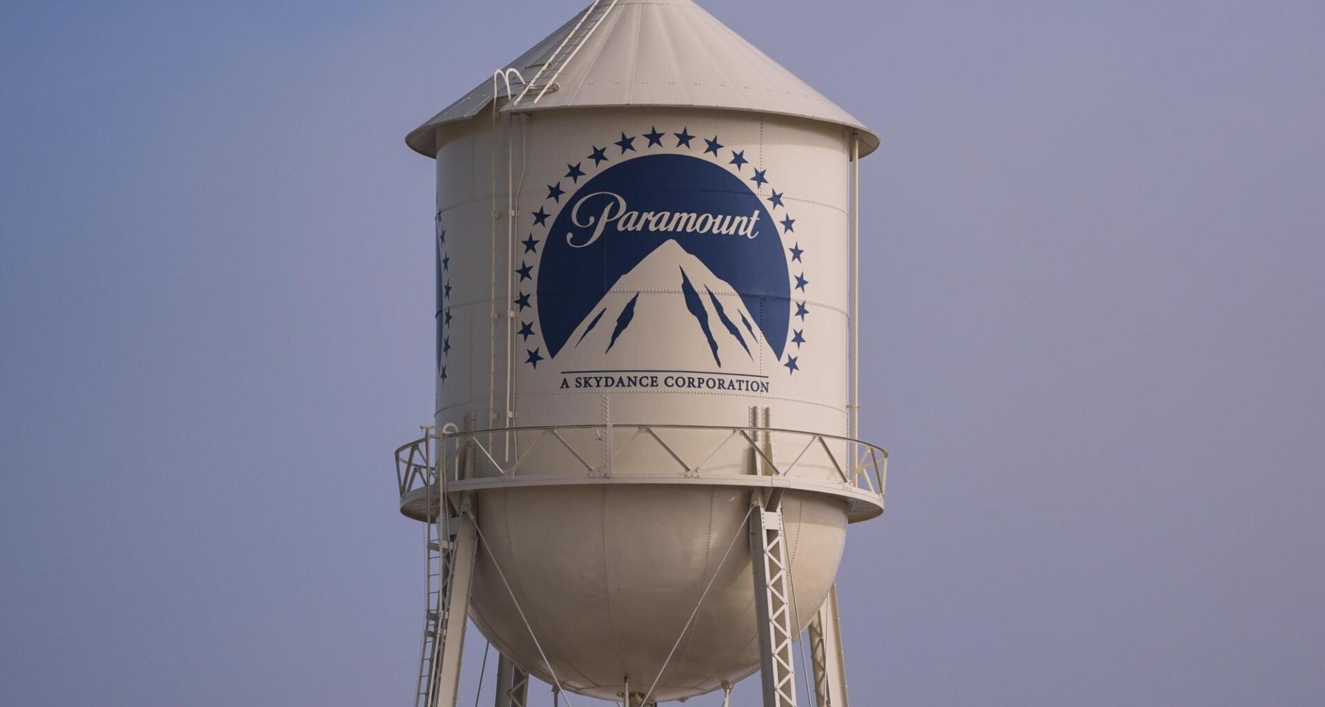 FCC grants Paramount's indirect ownership request for Gulf funds