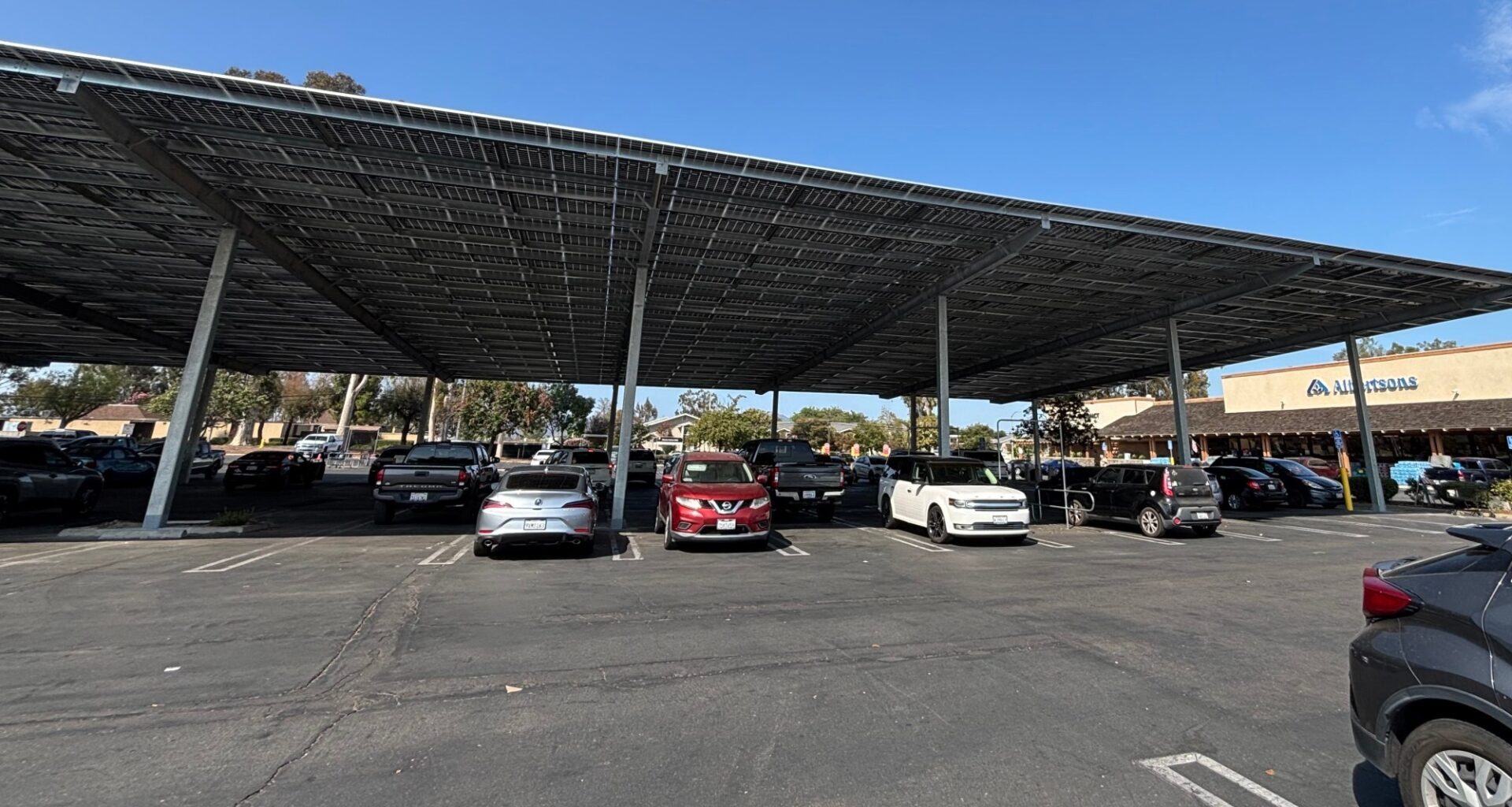 New solar panels provide Ramona VFW and Albertsons with utility savings