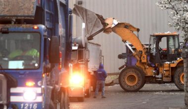 Clovis OKs $2.1M purchase of renewable refuse trucks