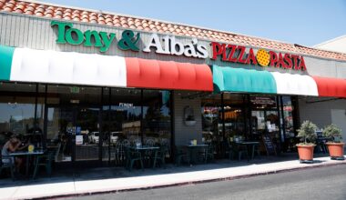 For Dolly Parton Day, San Jose restaurant is making her favorite pizza