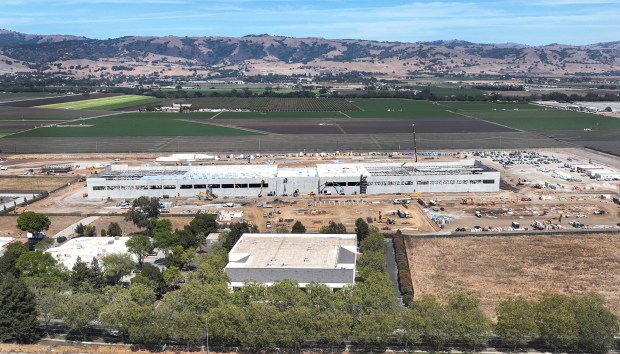 An Amazon Data Center is being built in Gilroy, Calif., on Tuesday, Aug. 18, 2026. (Shae Hammond/Bay Area News Group)