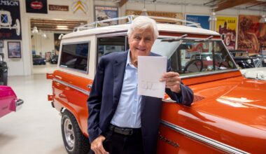 California Governor signs San Jose lawmaker's 'Jay Leno's Law' giving smog-check break to classic 1970s-1980s cars
