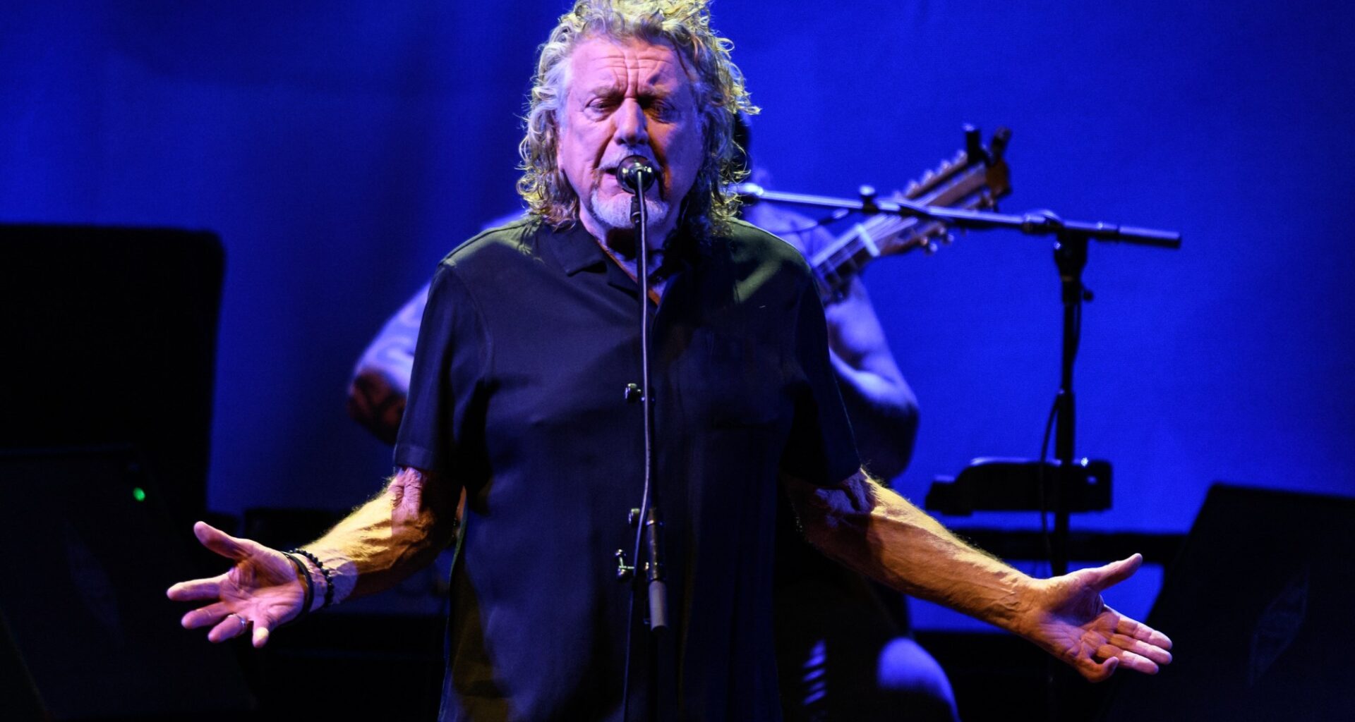 Robert Plant and Saving Grace repeatedly soared at their sold-out San Diego concert at Humphreys – San Diego Union-Tribune