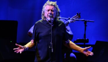 Robert Plant and Saving Grace repeatedly soared at their sold-out San Diego concert at Humphreys – San Diego Union-Tribune