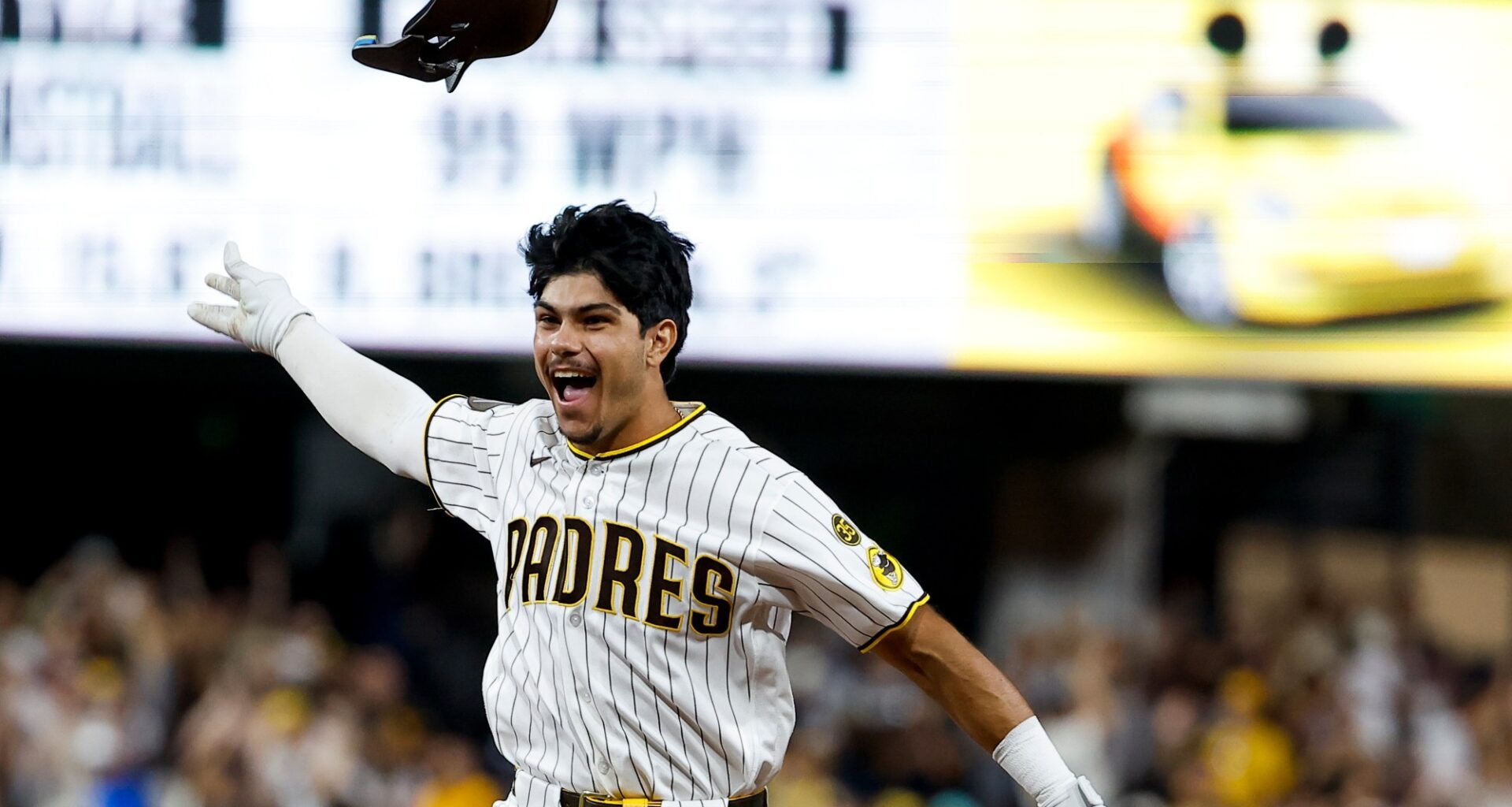Mic drop: Ethan Salas delivers Padres walk-off as magic number shaved to 3