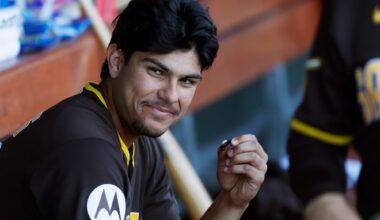 Padres to call up 20-year-old top prospect Ethan Salas
