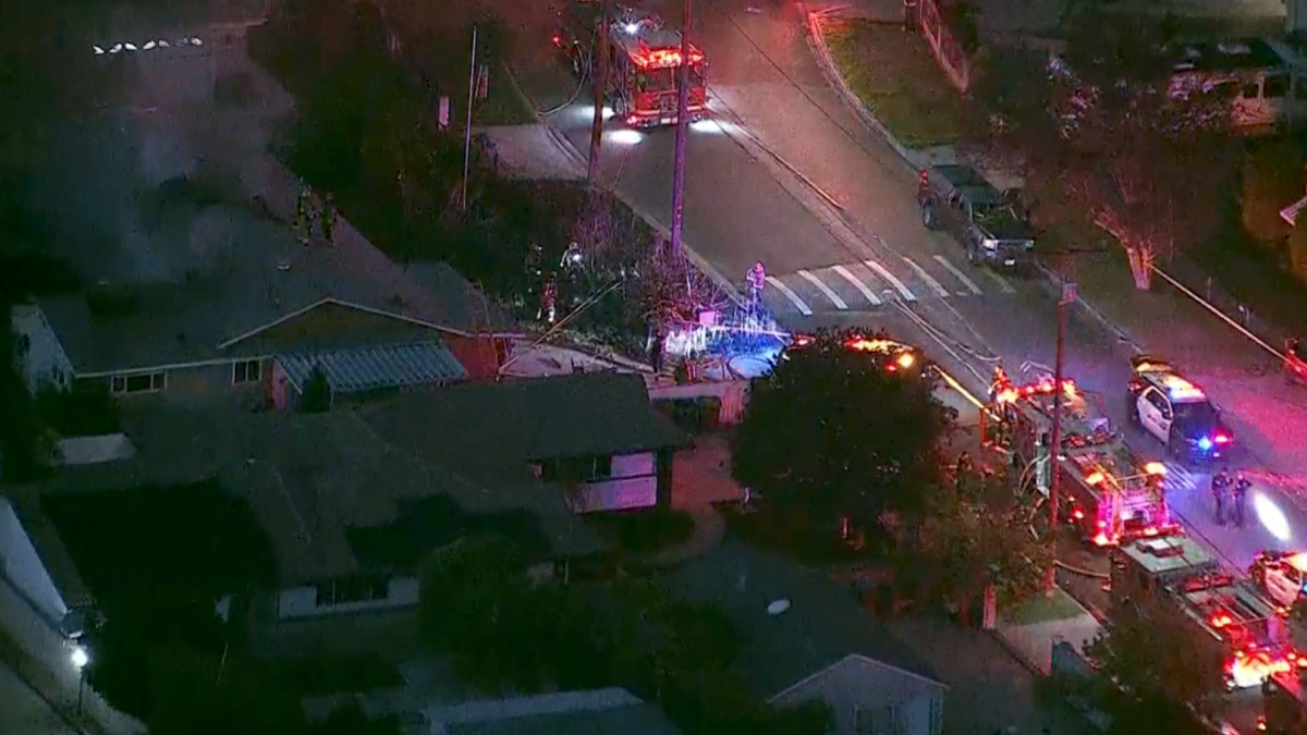Gunfire erupts as authorities respond to El Monte house fire – NBC Los Angeles