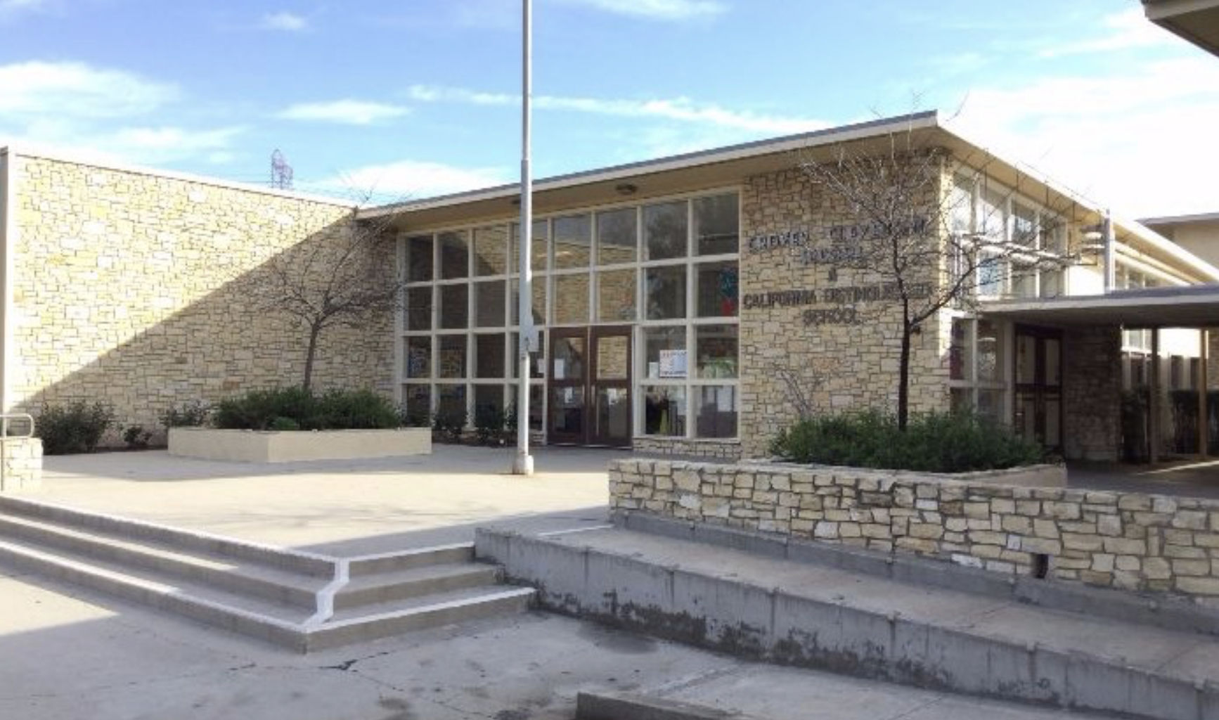 LBUSD Returned Teacher to Cleveland Elementary Classroom During Child-Abuse Investigation