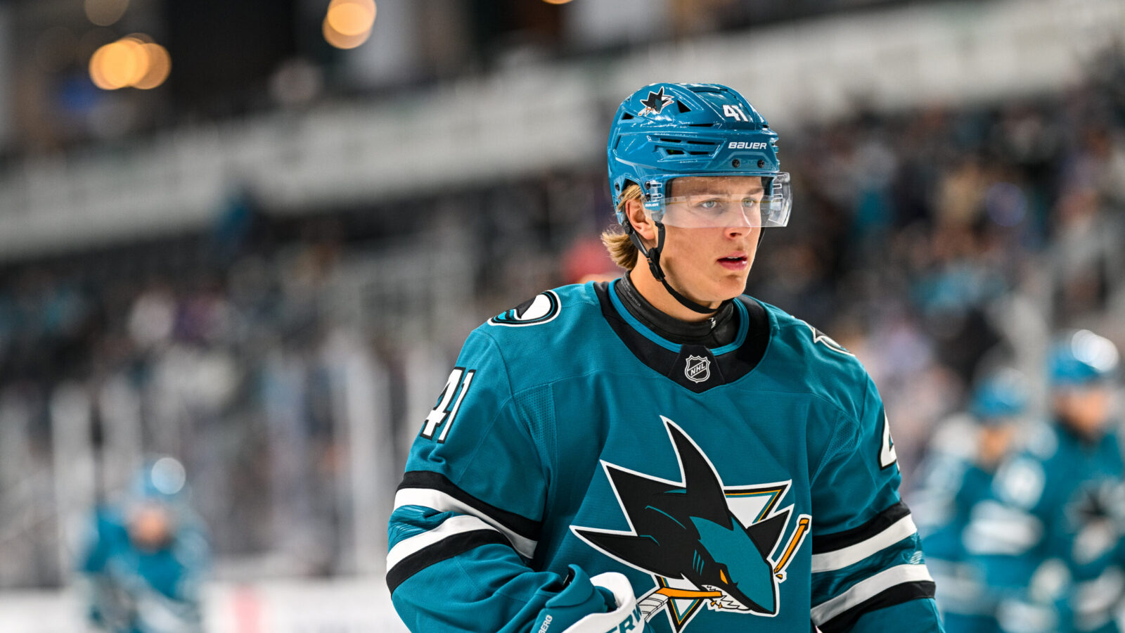 What Did NHL Scouts Think of Stenberg's Rookie Faceoff?