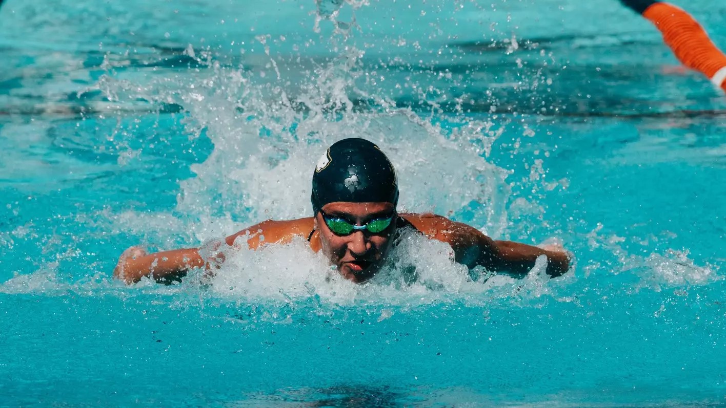 TMU Swim Opens Season at CSU Bakersfield