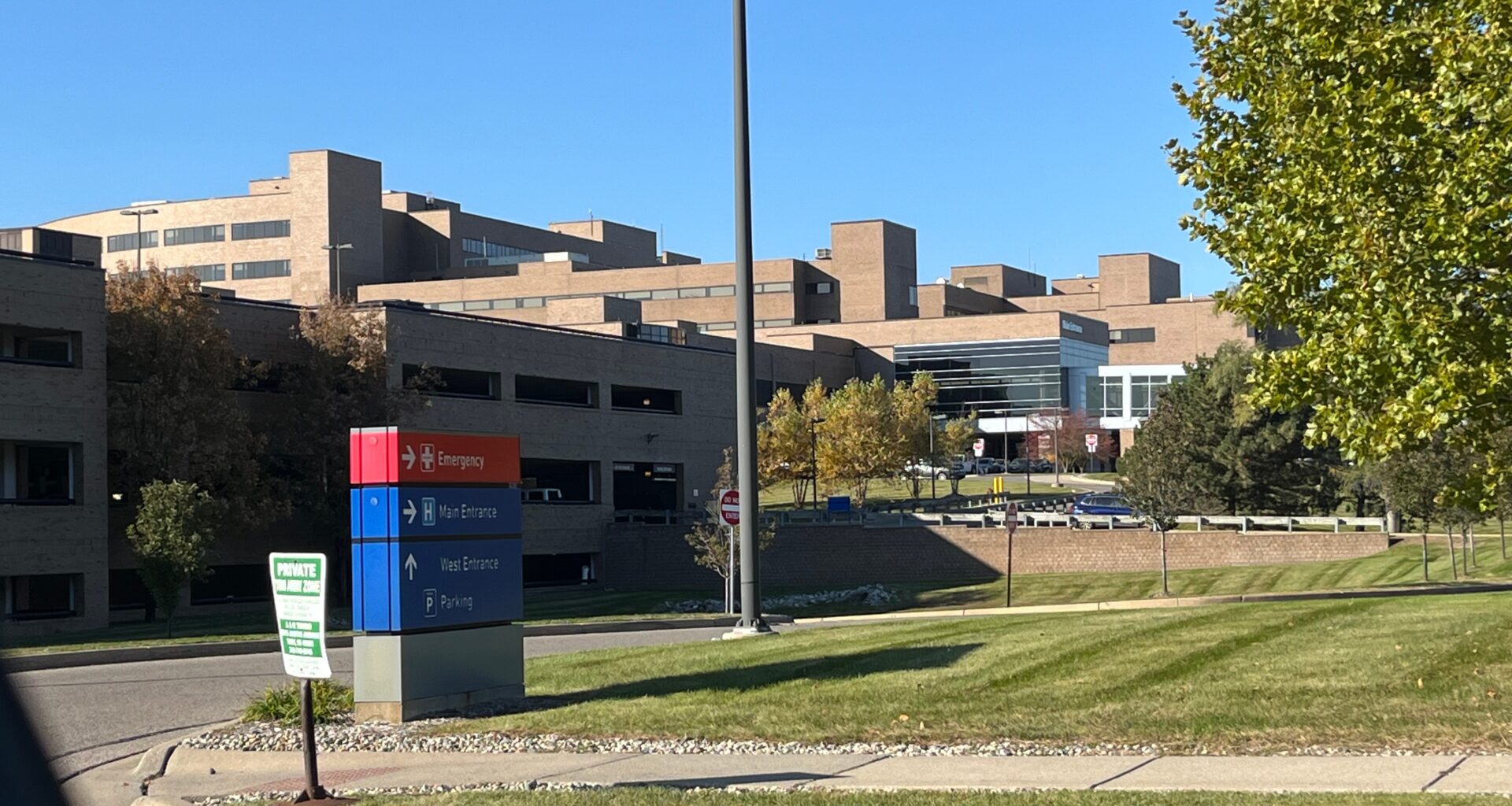 Electric motorcycle driver hit by truck in Rochester Hills, hospitalized with serious injuries – The Oakland Press