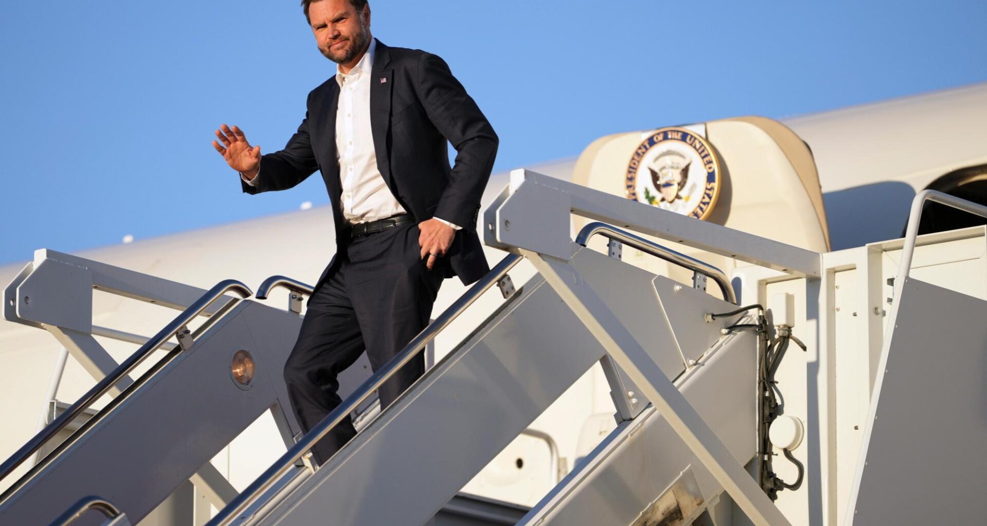 JD Vance returns to Iowa as Senate and governor races heat up