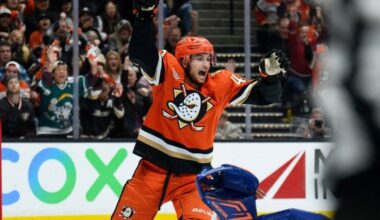 Anaheim Ducks sign forward Tim Washe to four-year contract extension
