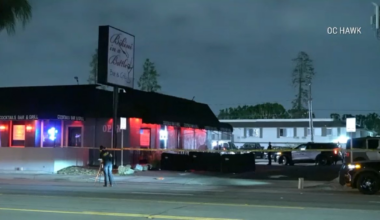 Man dies after scuffle with security guard at bar in Orange – NBC Los Angeles