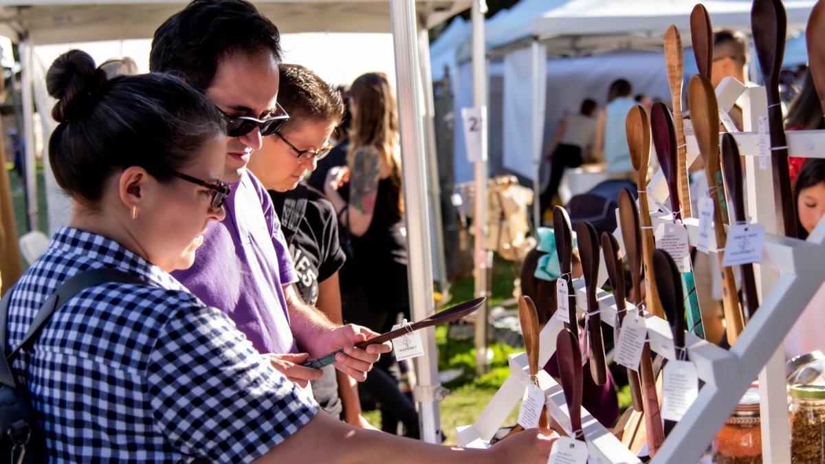 A strollable art fair will bid summer farewell along Pasadena’s Green Street – NBC Los Angeles