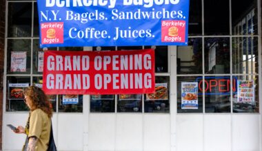 Fresh and hole-some: Berkeley Bagels opens on University Ave