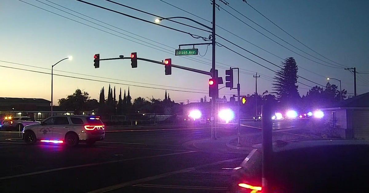 Sacramento County chase ends in shooting involving deputies in Arden-Arcade
