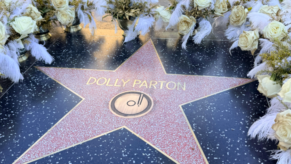 Dolly Parton’s star restored on Hollywood Walk of Fame – NBC Los Angeles