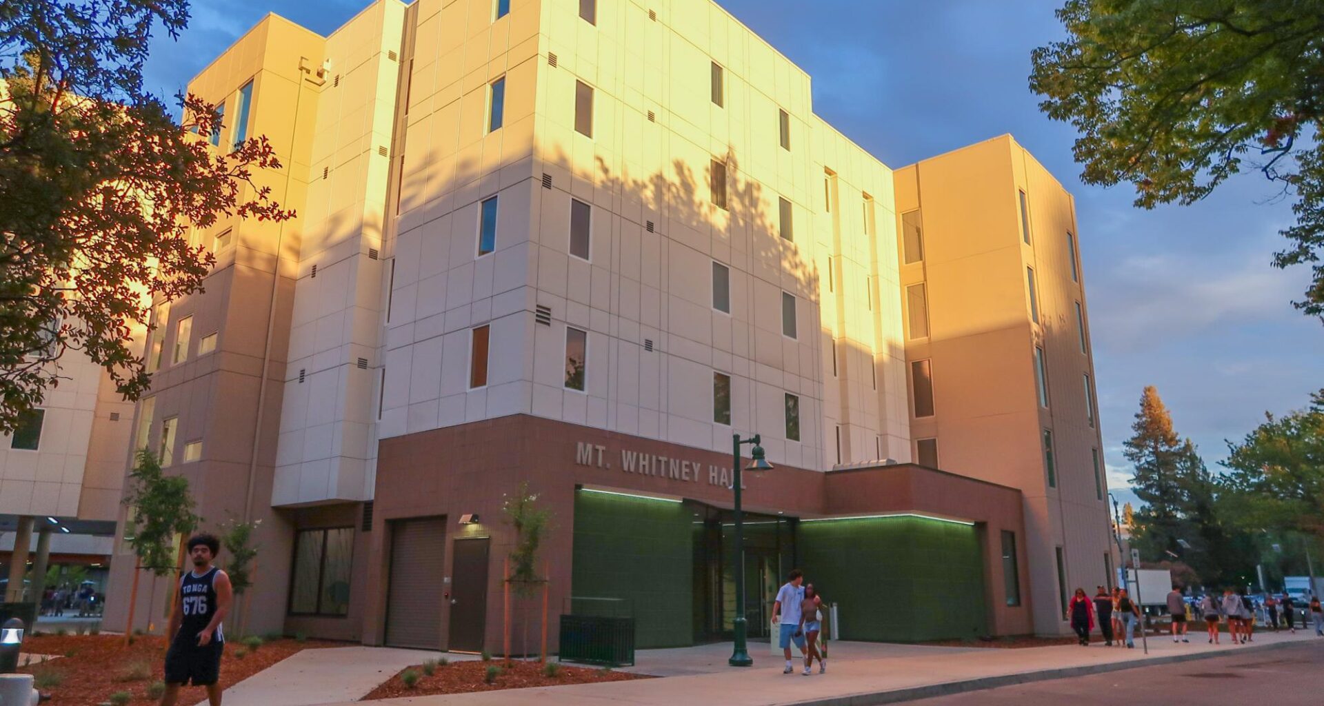 New building, same problems: Freshmen detail move-in day woes – The State Hornet