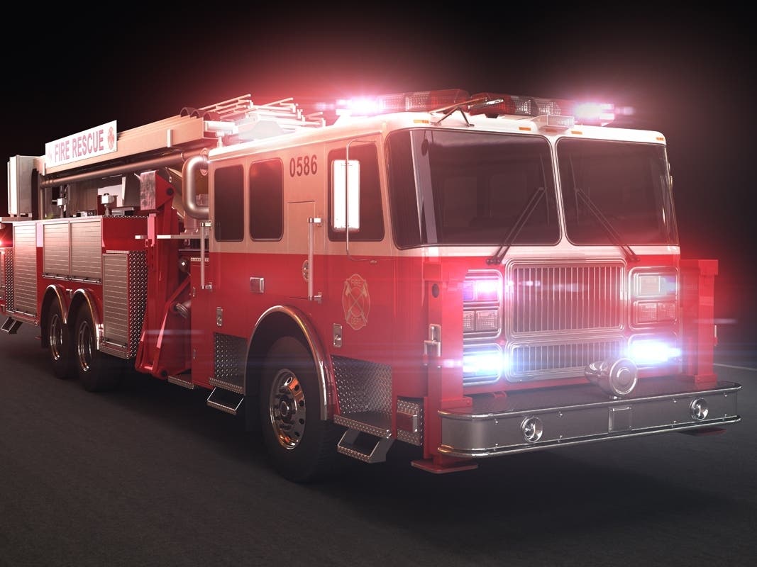 Crews Rescue 4 People From Burning Building In San Francisco