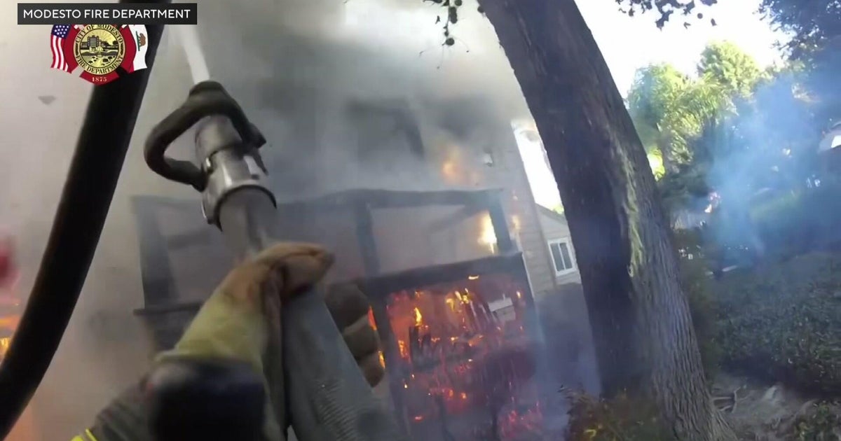 Modesto apartment fire leaves at least 29 people displaced