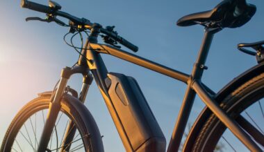 Dump truck hits, kills man riding e-bike in San Jose
