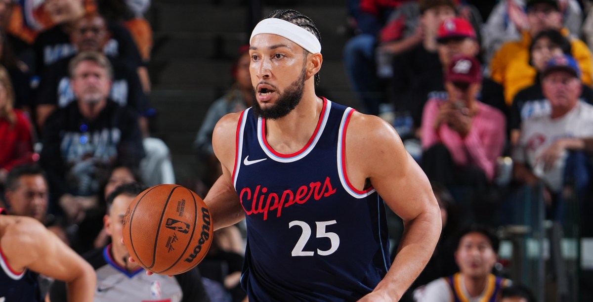 Ben Simmons Returns, Signs with Sacramento Kings