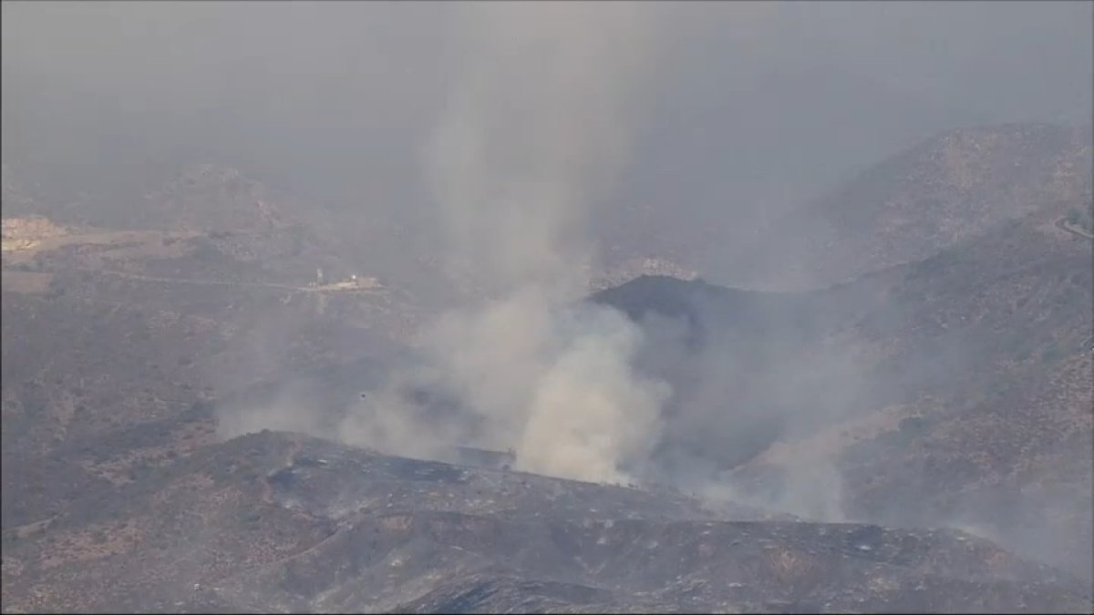 Gibby Fire burns in Orange County near Riverside – NBC Los Angeles