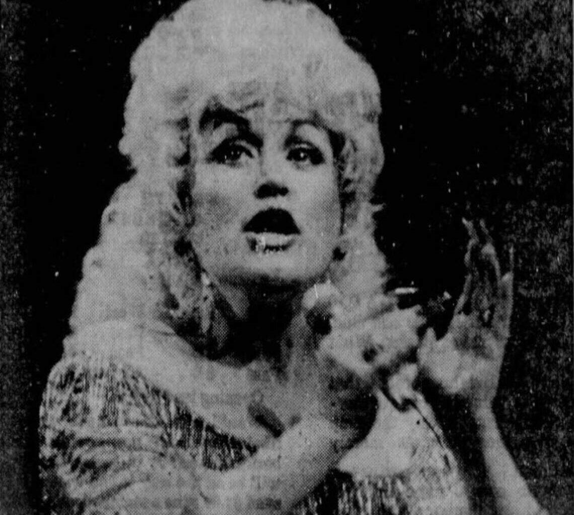 Fresno to honor Dolly Parton. Remembering when she sold out Selland Arena