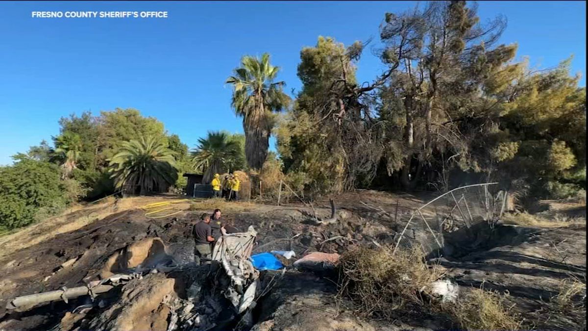 2 children dead, 2 adults in critical condition after plane crashes in northwest Fresno