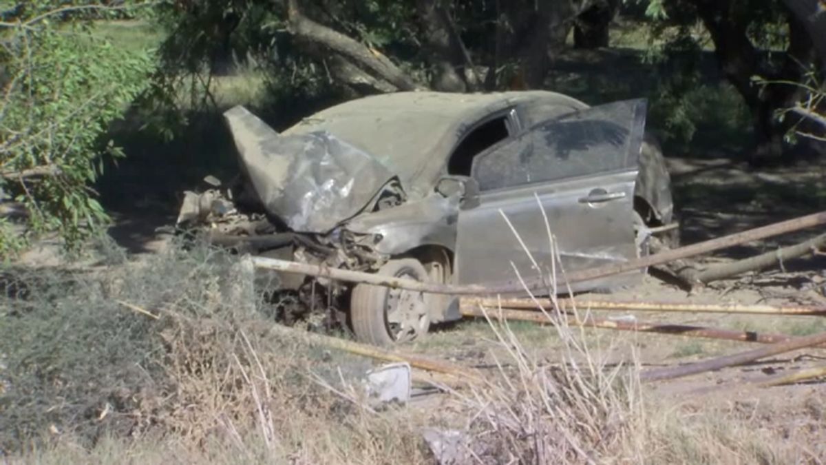 2 people killed in 2-vehicle crash in Fresno County identified
