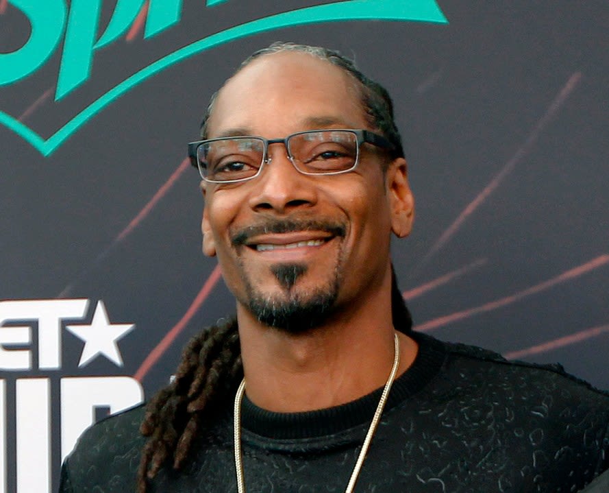 Snoop Dogg to bring the Puff Puff Pass Tour to Bakersfield