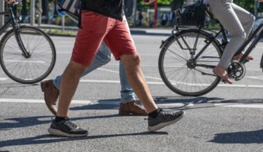 Bakersfield Police Department gives tips for Pedestrian Safety Month