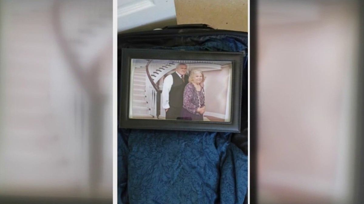 Family to be reunited with loved one's ashes stolen during Oakland car burglary