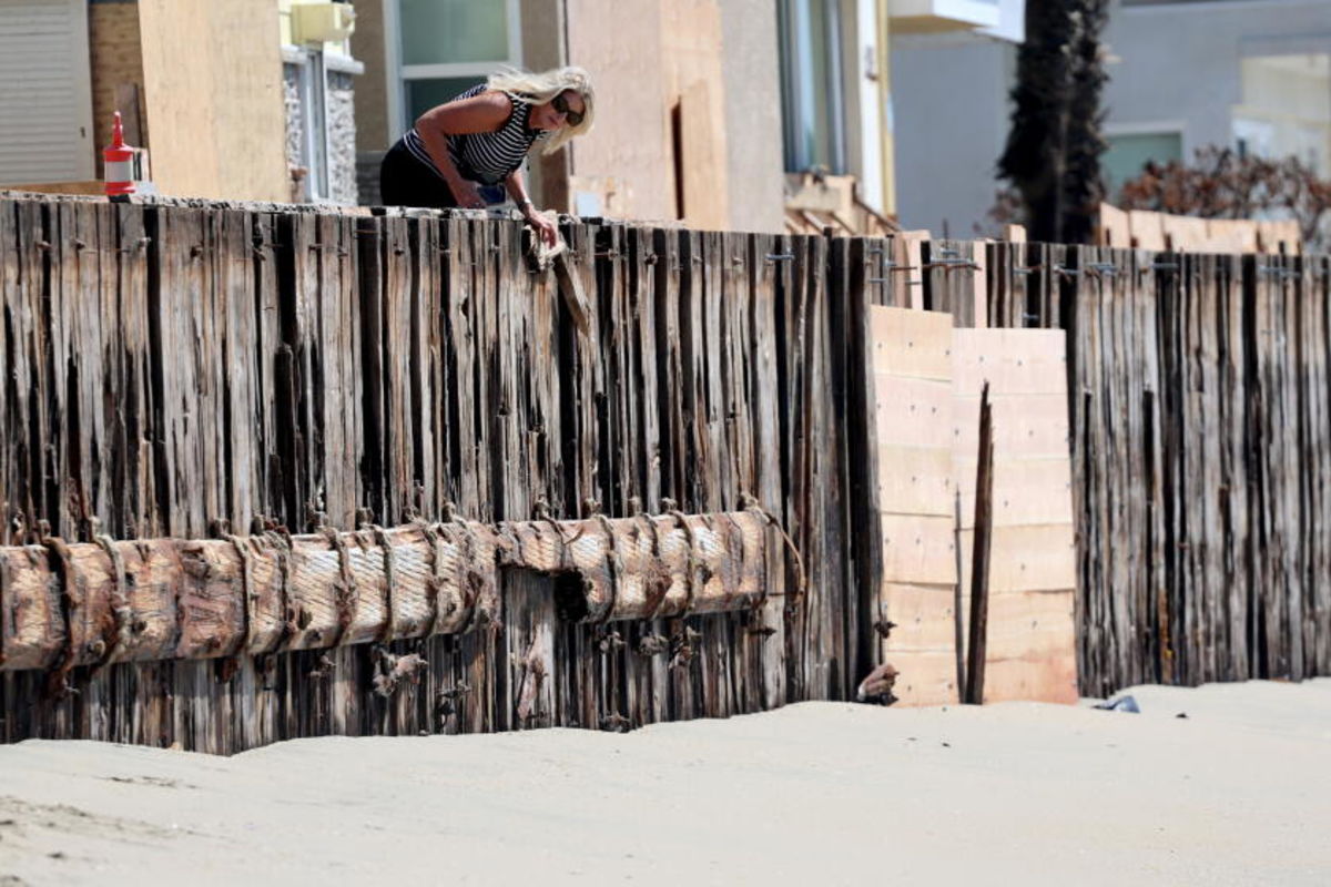 After Marie's destruction, Long Beach faces new test from Hurricane Polo