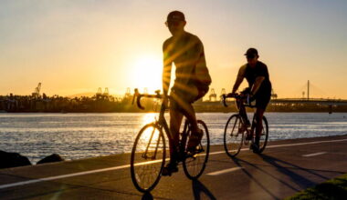 Long Beach as the new Amsterdam? Bike lane boom spark cheers, debate in the city