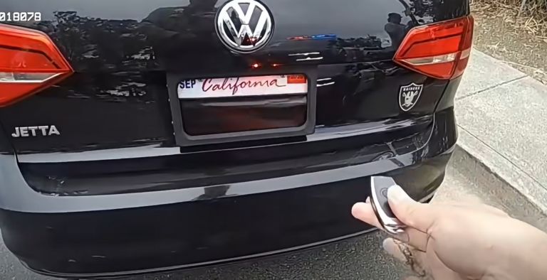 California Cops Uncover Clever Jetta Driver’s Trick Used to Hide License Plate From Toll Cameras